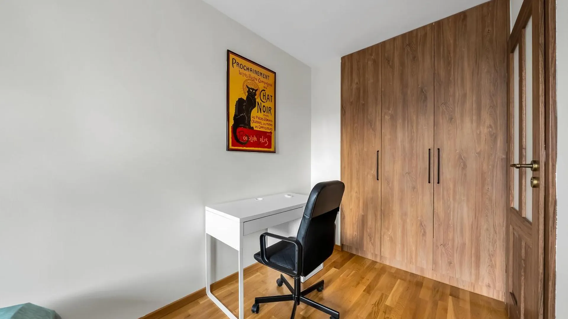 Kozmiana Apartment - Workspace, Bus&Park Nearby - By Rentujemy Warschau