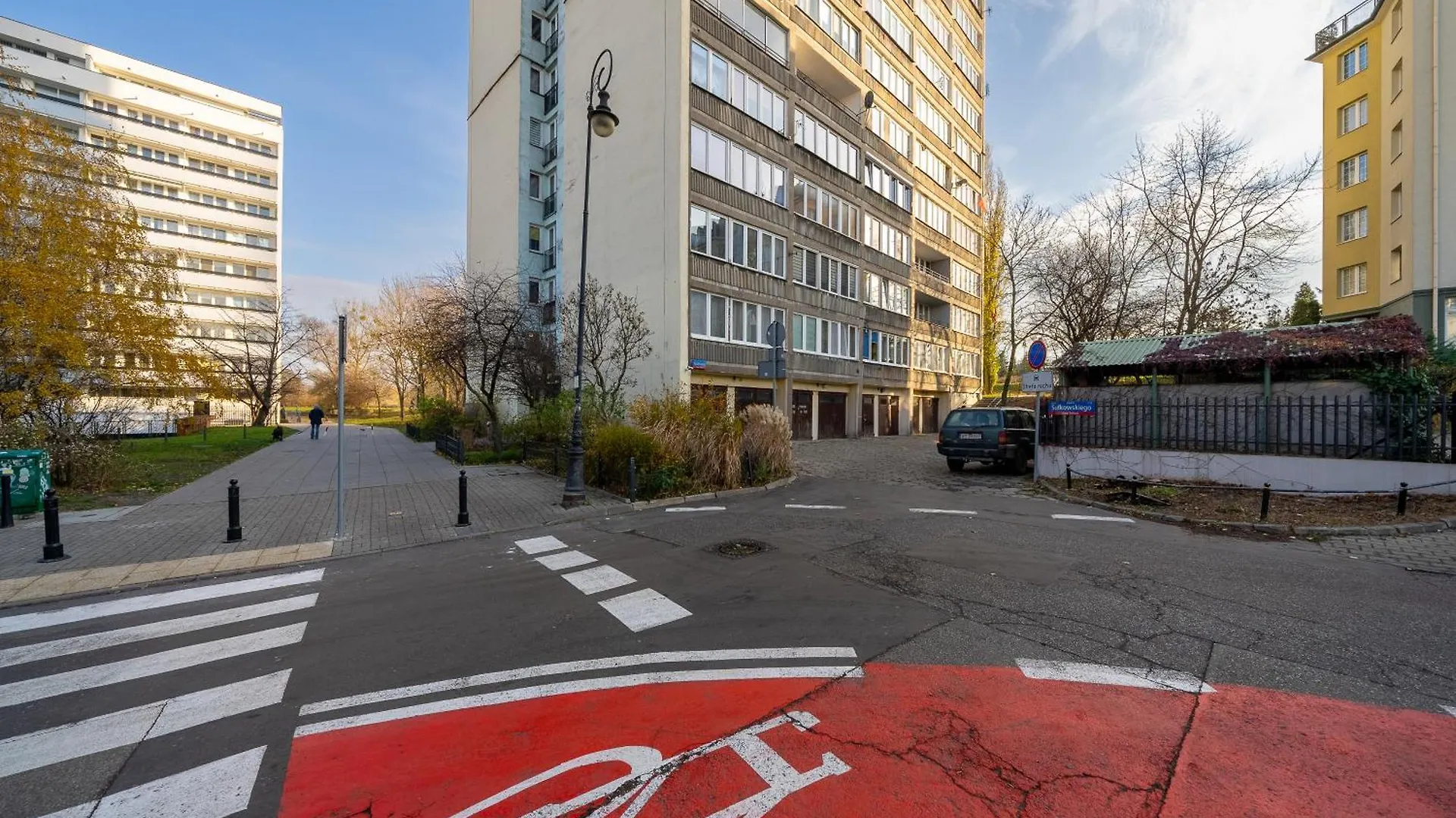 Kozmiana Apartment - Workspace, Bus&Park Nearby - By Rentujemy Warschau Polen