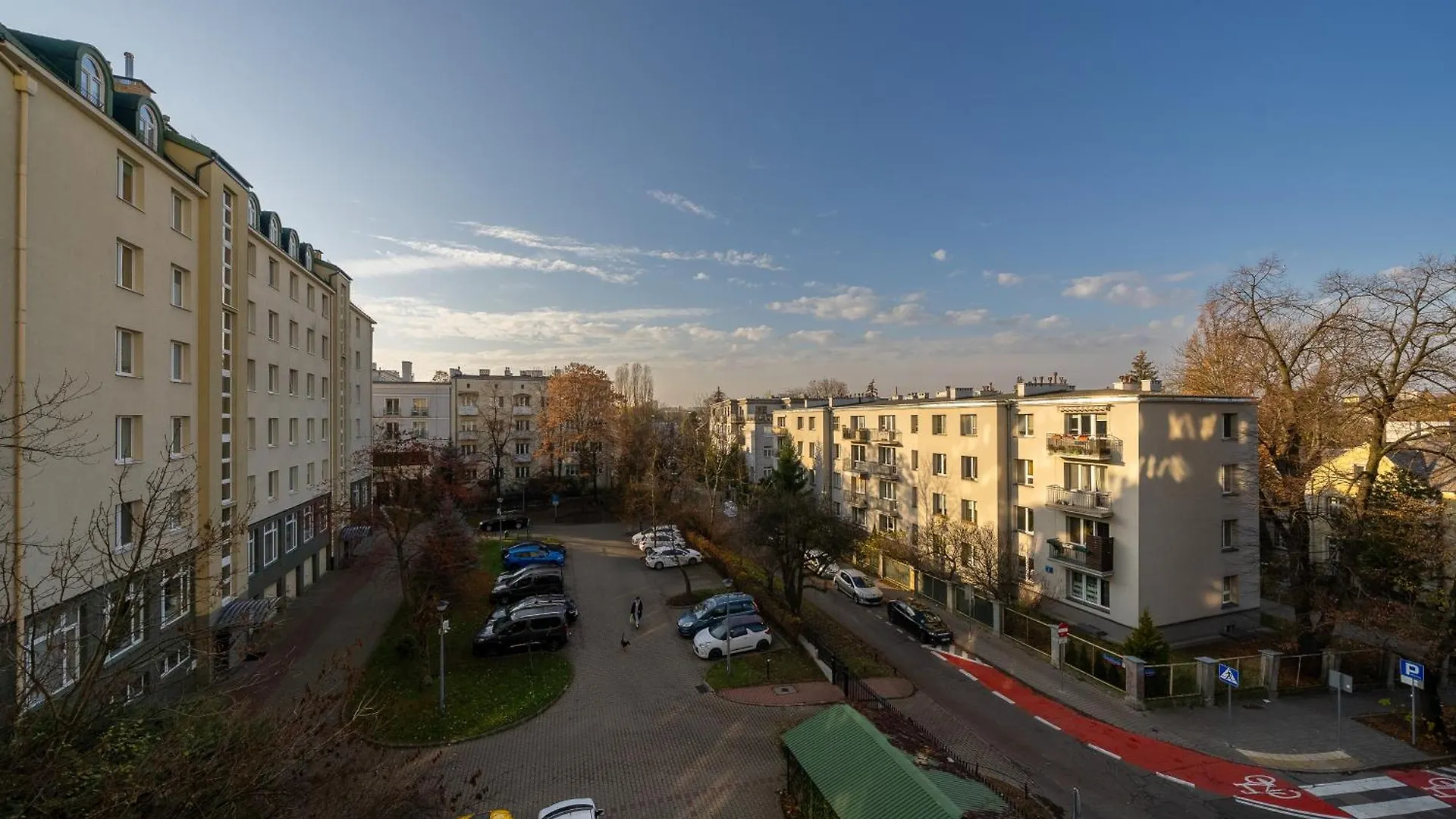 ורשה Kozmiana Apartment - Workspace, Bus&Park Nearby - By Rentujemy 0*,  פולין